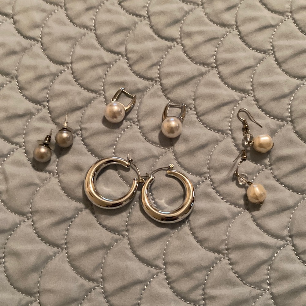 Earrings. Silver tone assortment